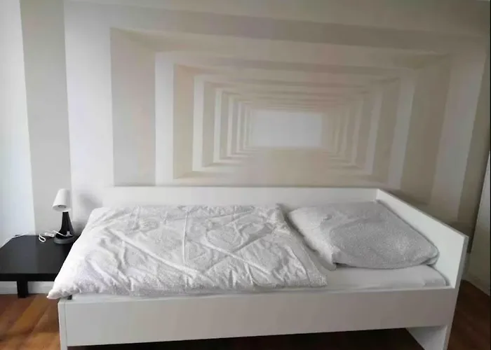 Beautiful Airportflats Near شقة