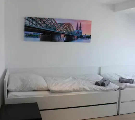 Beautiful Airportflats Near Apartment Cologne