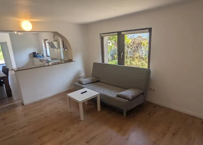 Beautiful Airportflats Near