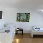 Beautiful Airportflats Near Apartment