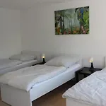 Apartment Beautiful Airportflats Near *