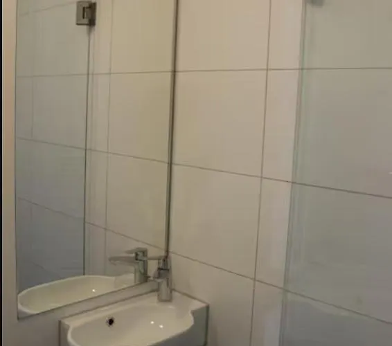 Apartamento Beautiful Airportflats Near *
